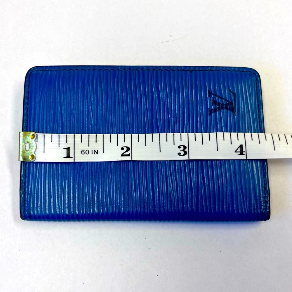 Louis Vuitton Blue Epi Card Holder - Picture 10 of 13